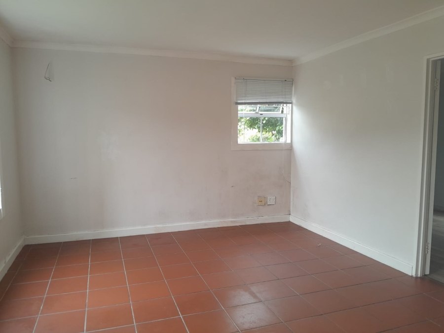 To Let 1 Bedroom Property for Rent in Pinelands Western Cape